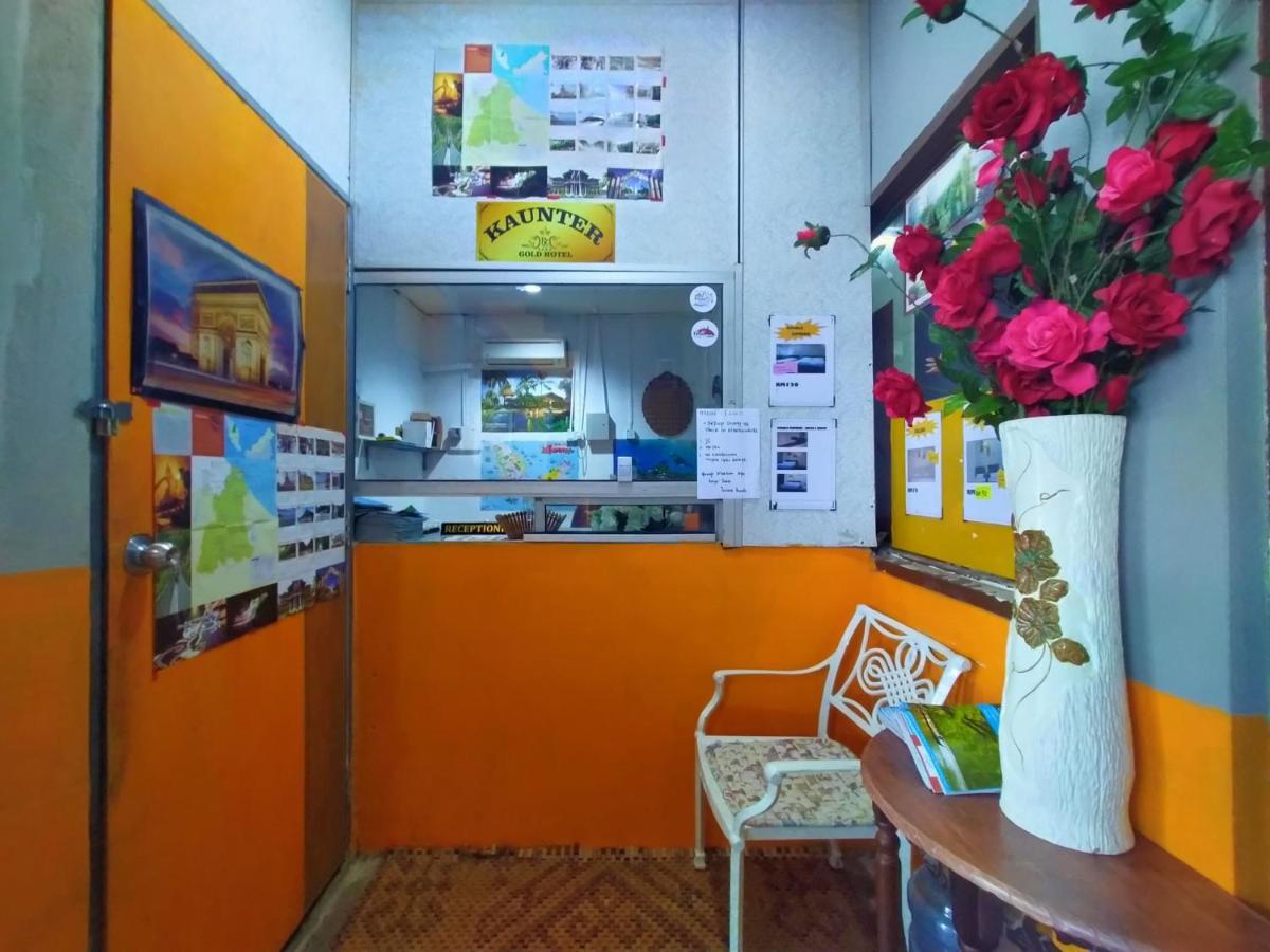 Spot On 89994 Rz Gold Hotel Kuala Kerai Exterior photo